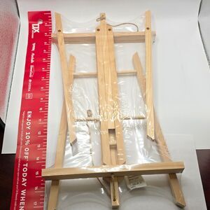 (2 per pack)Juvale Wood Folding Display Easel, Freestanding Small